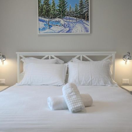 Hotel Peroni كورتشي المظهر الخارجي الصورة