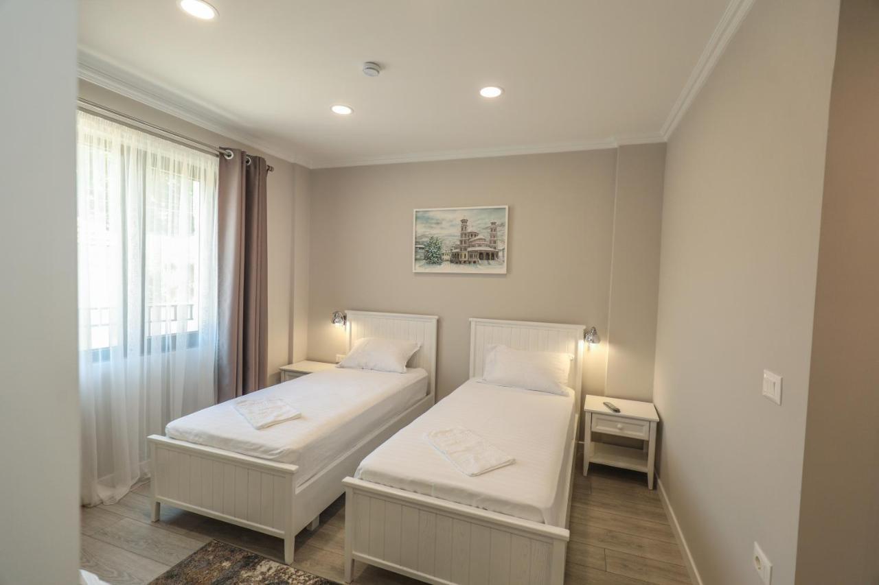 Hotel Peroni كورتشي المظهر الخارجي الصورة